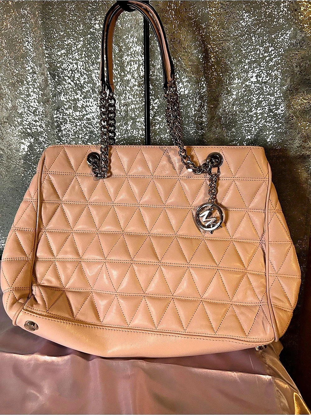 Michael Kors Susan Medium Quilted Leather Tote Bag in Pink